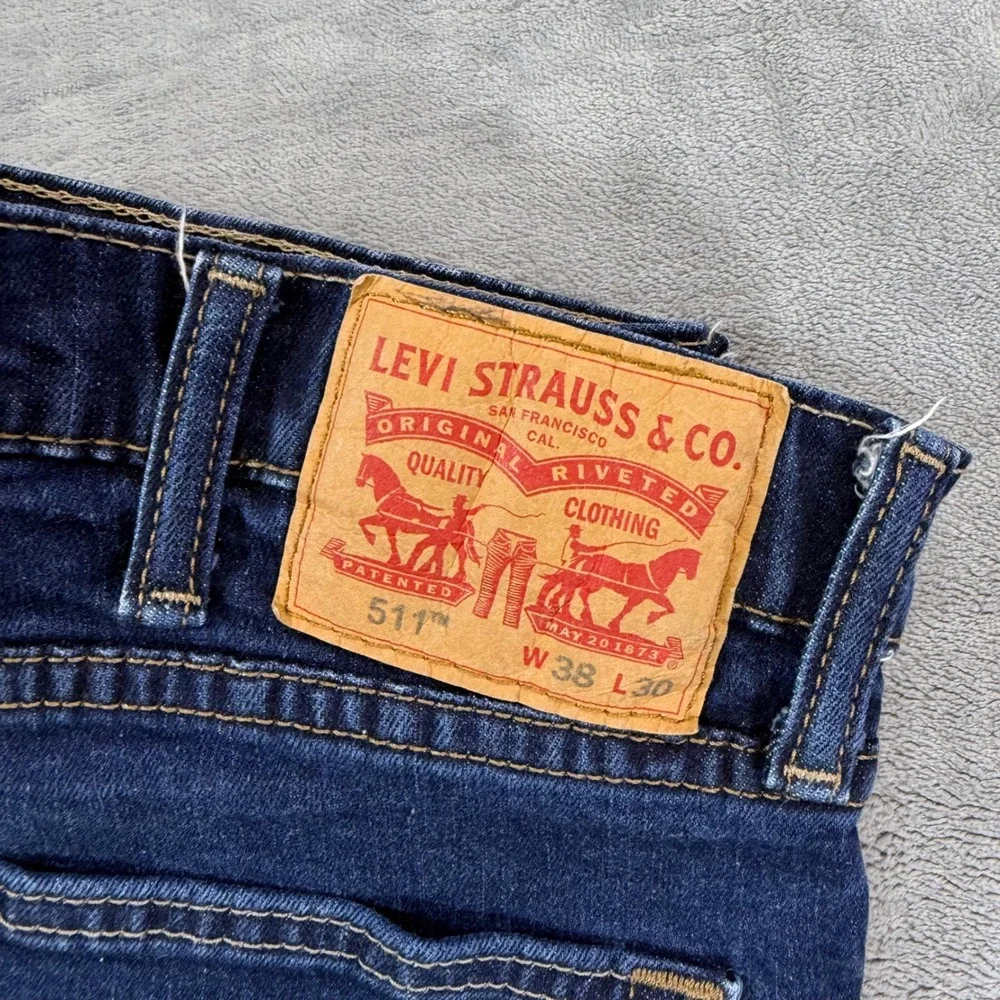 Levi's 511 Slim‎ Fit Jeans Men's Size 38x30 Blue Dark Wash Stretch Denim Pants